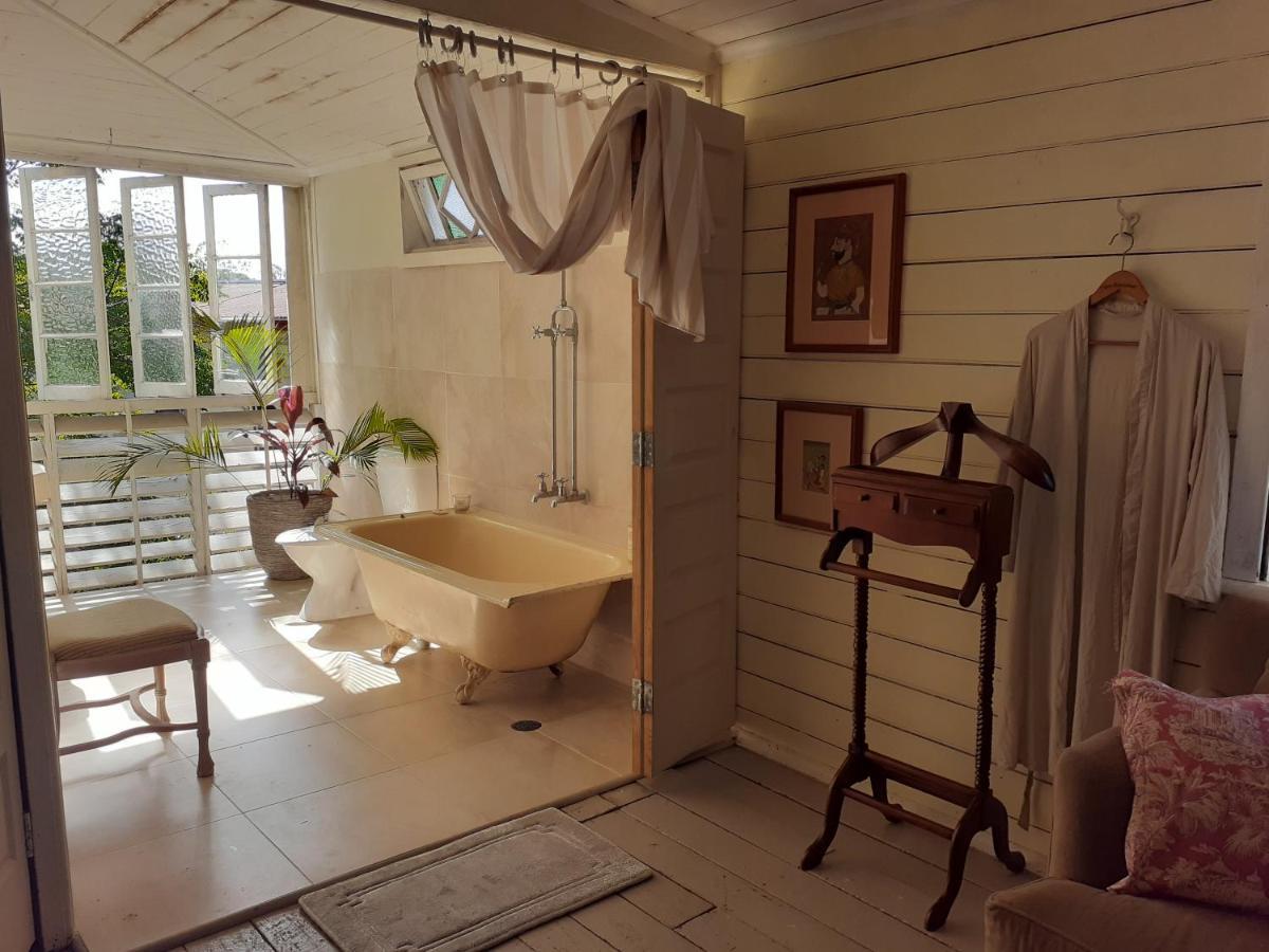 The Old Bakehouse , Mt Molloy Bed and Breakfast Mount Molloy Esterno foto